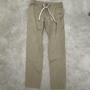 Vuori Men’s Ripstop Pant size M